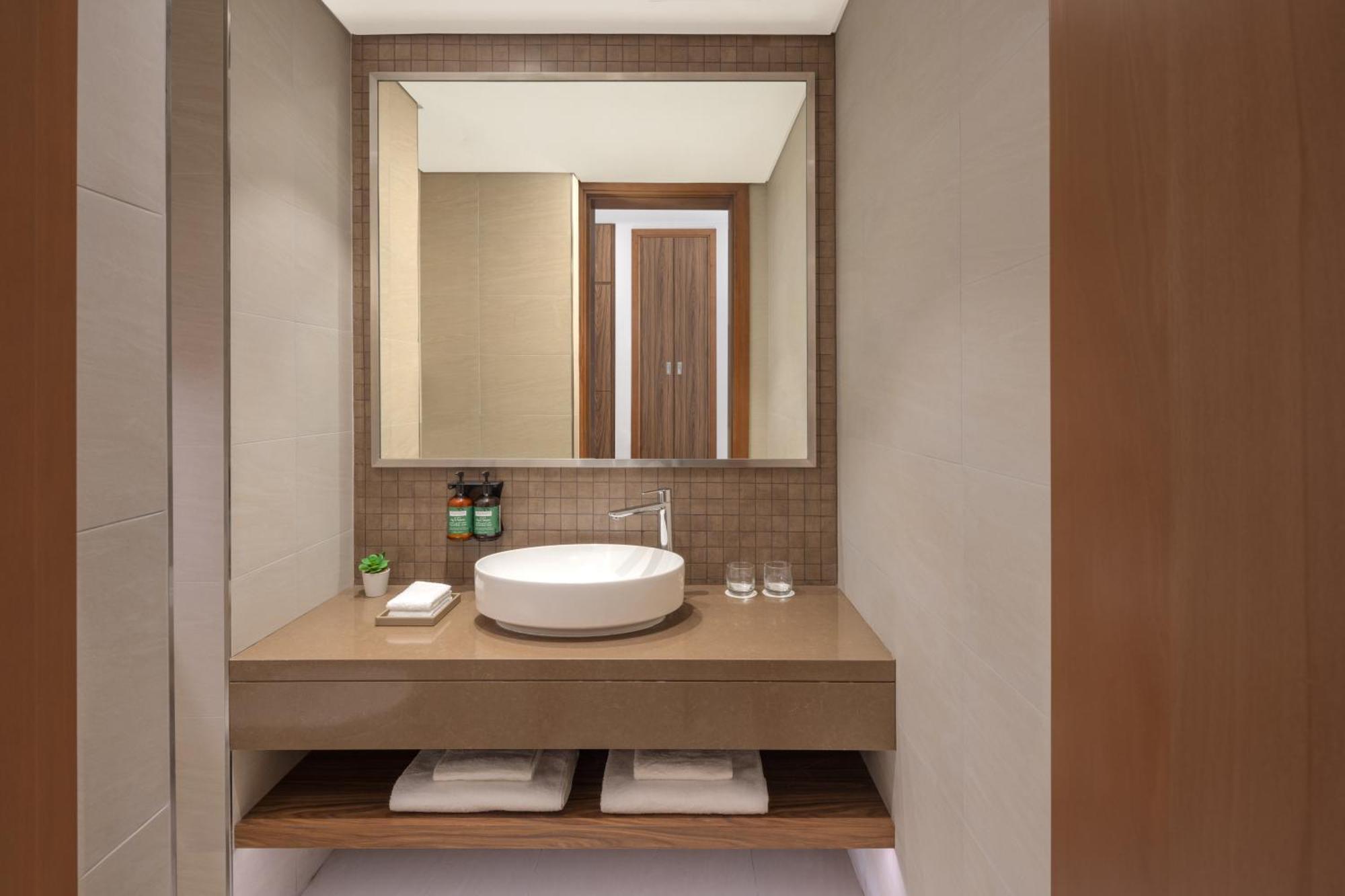 Staybridge Suites Dubai Business Bay By Ihg Esterno foto
