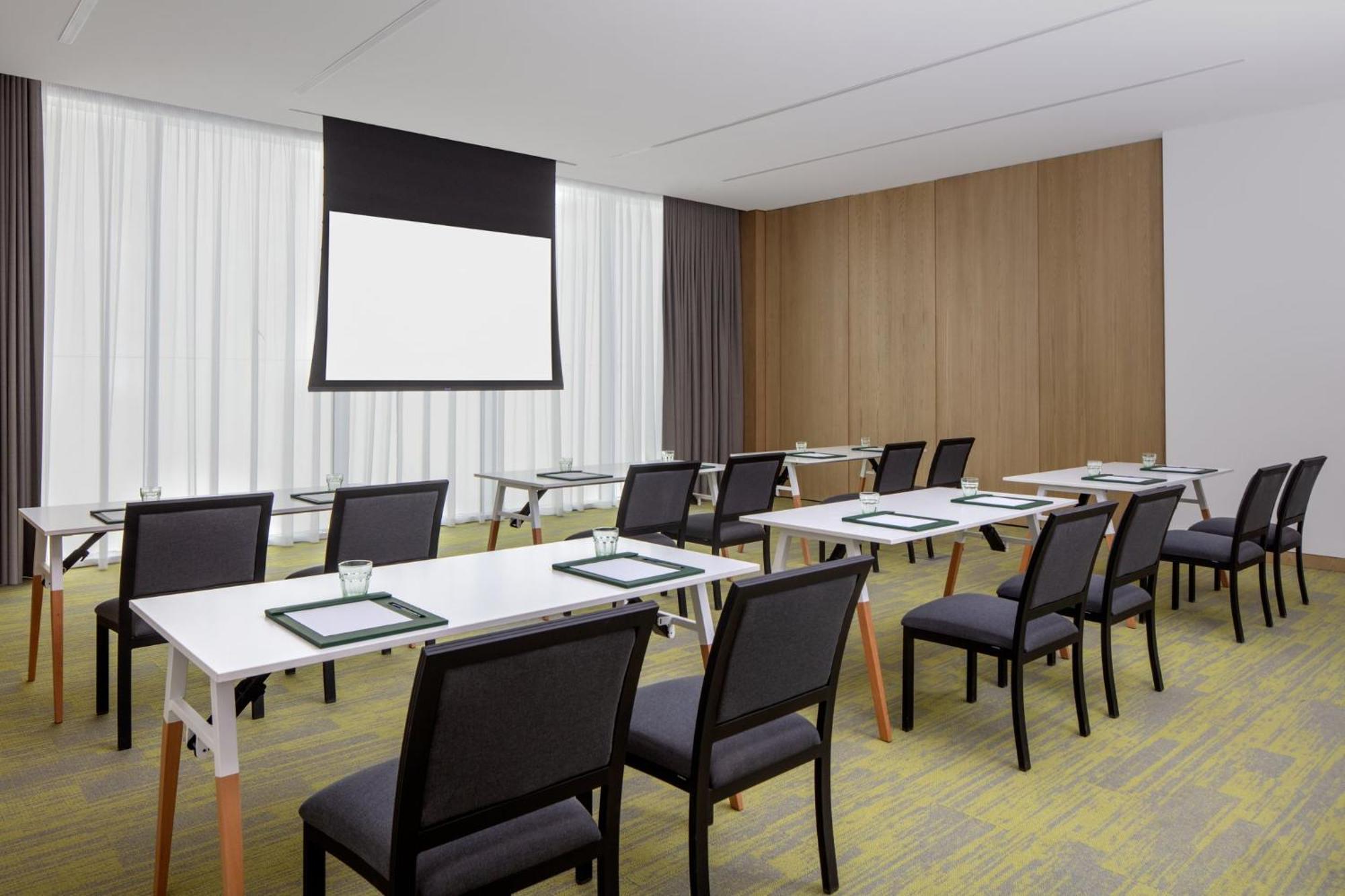Staybridge Suites Dubai Business Bay By Ihg Esterno foto